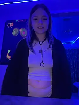 Cutiepiespanks online show from February 18, 2025, 1:43 am