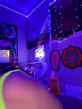 Cutiepiespanks online show from October 14, 2025, 11:38 pm