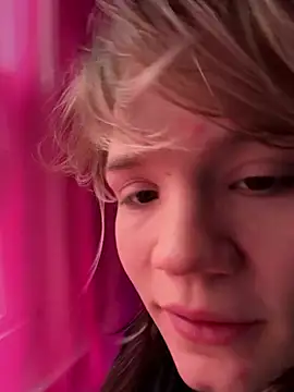 Snapshot of Cutiepiespanks chatting on March 15, 2026, 7:53 pm Cutiepiespanks online show from March 15, 2026, 7:53 pm