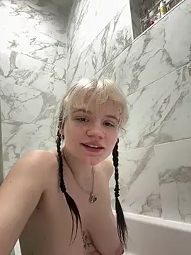 Snapshot of Cutiepiespanks chatting on March 30, 2026, 5:52 am Cutiepiespanks online show from March 30, 2026, 5:52 am