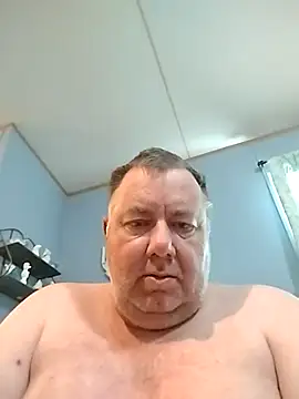 lawndad79 online show from September 14, 2025, 4:17 pm