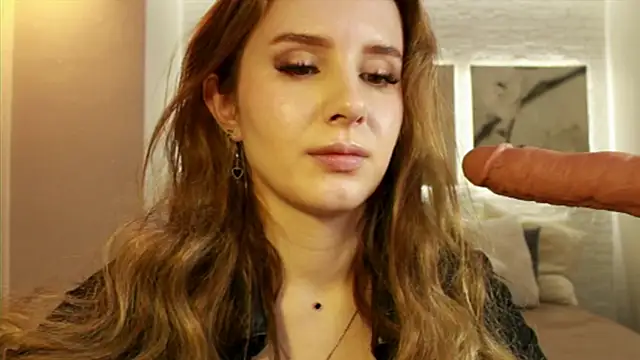 Betty June online show from March 7, 2025, 12:04 am