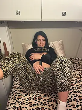 Cataleya80 online show from February 24, 2026, 10:08 pm