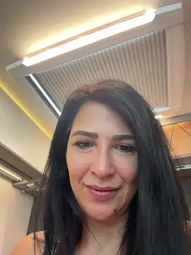 Snapshot of Cataleya80 chatting on May 3, 2026, 9:37 am Cataleya80 online show from May 3, 2026, 9:37 am