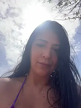 Snapshot of Cataleya80 chatting on May 6, 2026, 9:36 am Cataleya80 online show from May 6, 2026, 9:36 am