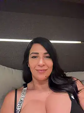 Snapshot of Cataleya80 chatting on May 7, 2026, 8:58 pm Cataleya80 online show from May 7, 2026, 8:58 pm