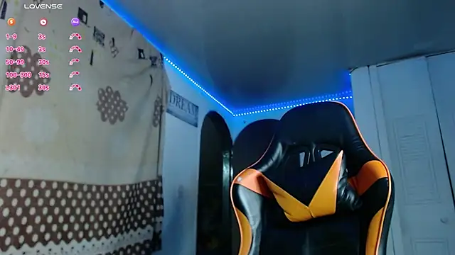 Snapshot of Adam_Hudsond chatting on November 25, 2025, 12:54 am Adam Hudsond online show from November 25, 2025, 12:54 am