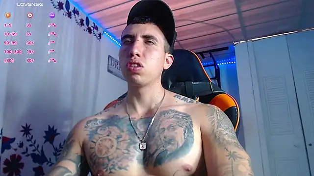 Snapshot of Adam_Hudsond chatting on January 9, 2026, 2:42 pm Adam Hudsond online show from January 9, 2026, 2:42 pm