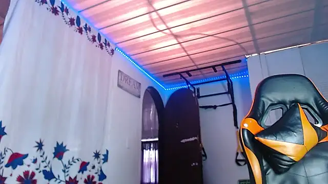 Snapshot of Adam_Hudsond chatting on February 8, 2026, 3:26 pm Adam Hudsond online show from February 8, 2026, 3:26 pm