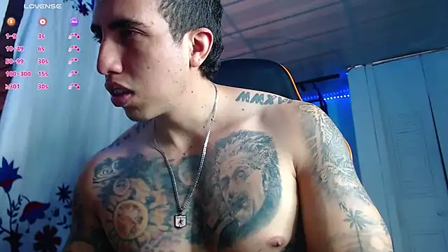 Snapshot of Adam_Hudsond chatting on March 5, 2026, 1:40 pm Adam Hudsond online show from March 5, 2026, 1:40 pm