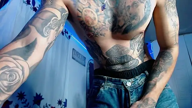 Snapshot of Adam_Hudsond chatting on March 7, 2026, 12:51 am Adam Hudsond online show from March 7, 2026, 12:51 am