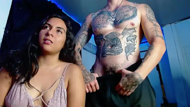 Snapshot of Adam_Hudsond chatting on April 7, 2026, 1:50 am Adam Hudsond online show from April 7, 2026, 1:50 am