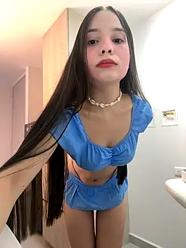 MiaJacksonn online show from October 22, 2025, 5:45 pm