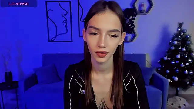 SophieCatty online show from January 10, 2025, 4:41 pm