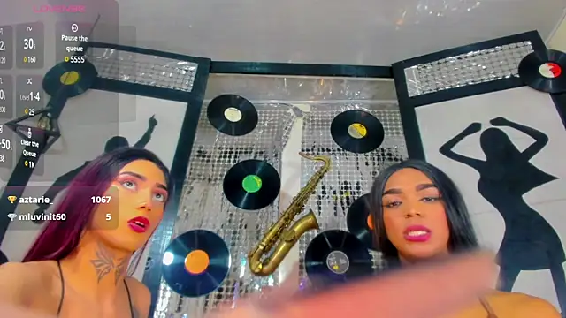 nickyminach  online show from December 28, 2024, 10:34 pm