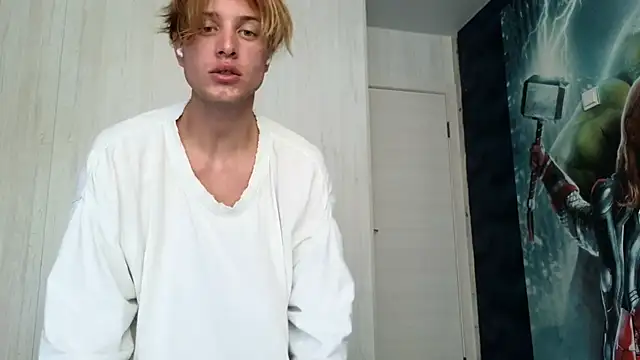 Snapshot of Cryptikov chatting on July 1, 2026, 5:20 am Cryptikov online show from July 1, 2026, 5:20 am