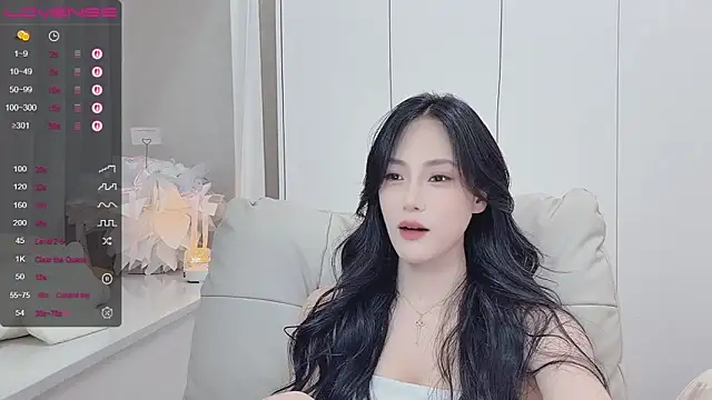 uuxiaocai online show from June 11, 2026, 12:47 pm