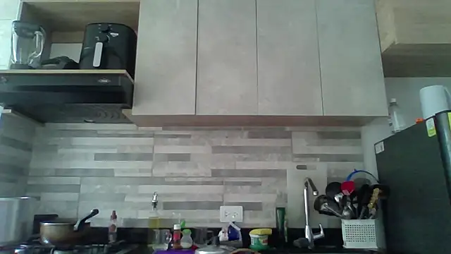 Snapshot of Techno_420_ chatting on June 2, 2026, 8:44 pm Techno 420 online show from June 2, 2026, 8:44 pm