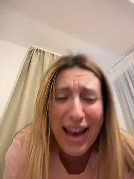 Eva Ryen online show from February 6, 2026, 3:59 pm