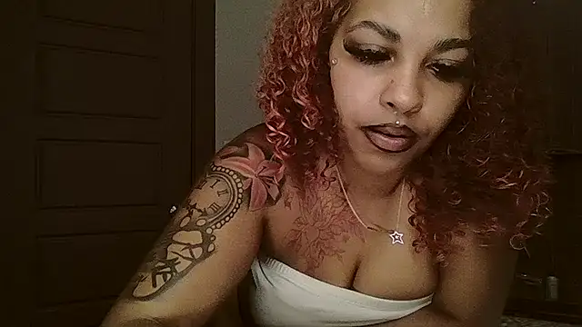 Cloutchasercrystall online show from September 20, 2025, 4:30 pm