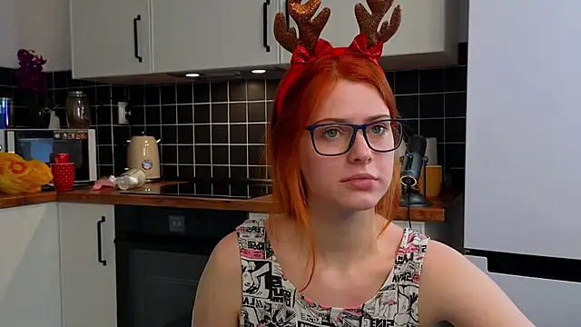 doll lesli online show from December 25, 2024, 3:38 pm
