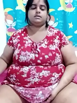 Snapshot of SusanaEshwar chatting on February 23, 2026, 2:31 am SusanaEshwar online show from February 23, 2026, 2:31 am