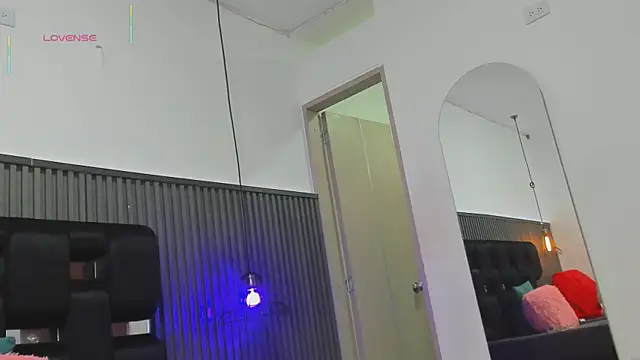 levana1 online show from October 17, 2025, 1:09 am