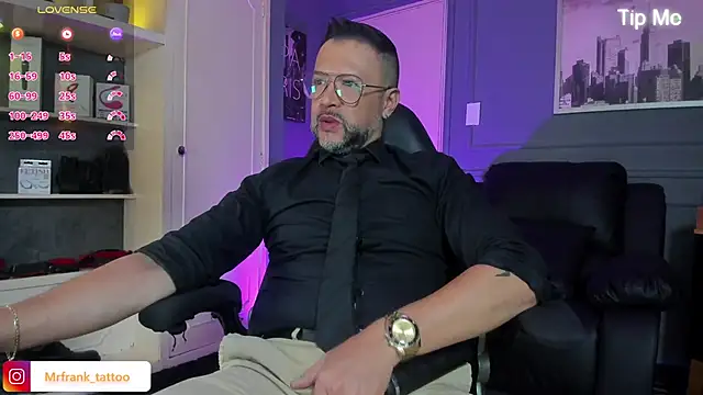 Snapshot of MrFrank_tattoo chatting on February 12, 2026, 9:59 am MrFrank tattoo online show from February 12, 2026, 9:59 am