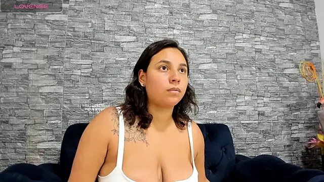 LizzRouse online show from December 24, 2024, 6:17 pm