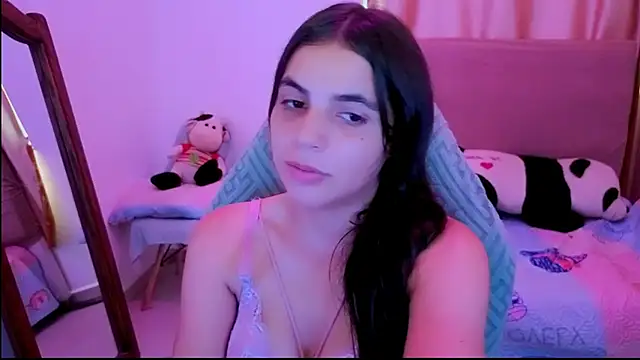 Snapshot of _elenna chatting on May 30, 2026, 7:22 pm elenna online show from May 30, 2026, 7:22 pm