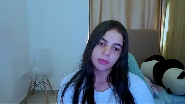 Snapshot of _elenna chatting on July 2, 2026, 5:41 pm elenna online show from July 2, 2026, 5:41 pm