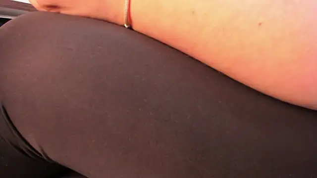 Snapshot of _rebecca1 chatting on November 20, 2025, 2:17 pm rebecca1 online show from November 20, 2025, 2:17 pm