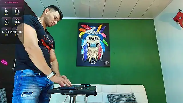 GendersonFit online show from October 24, 2025, 9:44 pm