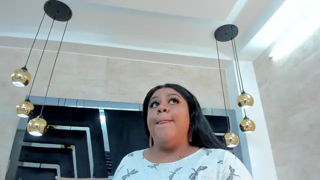 BiancaFollerach online show from February 13, 2025, 11:39 am