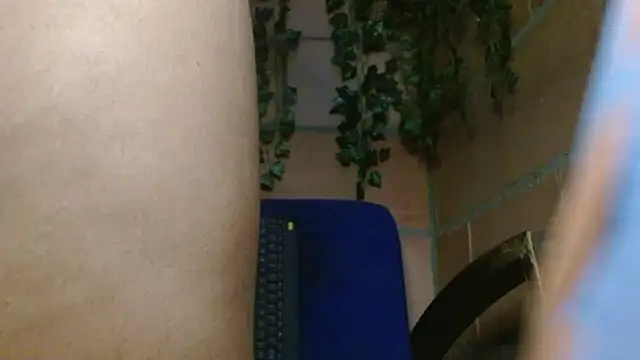 belindathompson online show from November 13, 2025, 11:36 pm