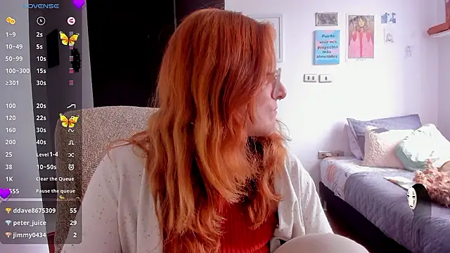 Snapshot of linda_giggle chatting on December 3, 2024, 4:28 pm linda giggle online show from December 3, 2024, 4:28 pm