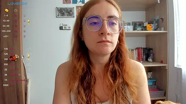 Snapshot of linda_giggle chatting on March 4, 2025, 1:17 pm linda giggle online show from March 4, 2025, 1:17 pm