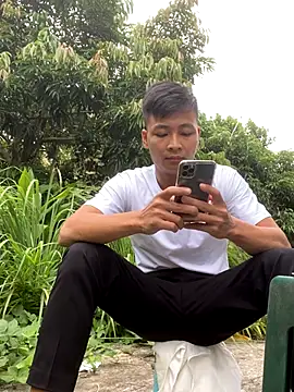 Snapshot of Naughty--asian chatting on October 23, 2025, 2:33 am Naughty--asian online show from October 23, 2025, 2:33 am