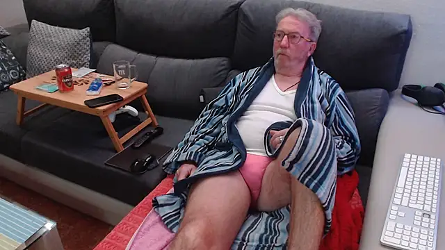 Nudelschwanz online show from February 14, 2025, 8:26 pm