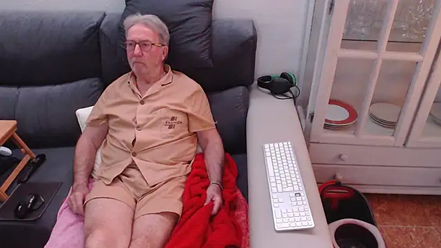 Nudelschwanz online show from February 21, 2025, 10:26 pm