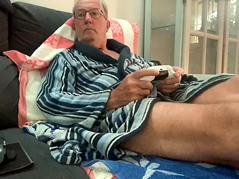 Nudelschwanz online show from November 1, 2025, 4:31 pm