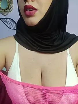 Deina bunny online show from August 1, 2026, 11:58 pm