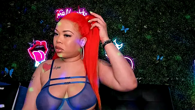 ThickAssRena online show from December 4, 2024, 9:57 pm