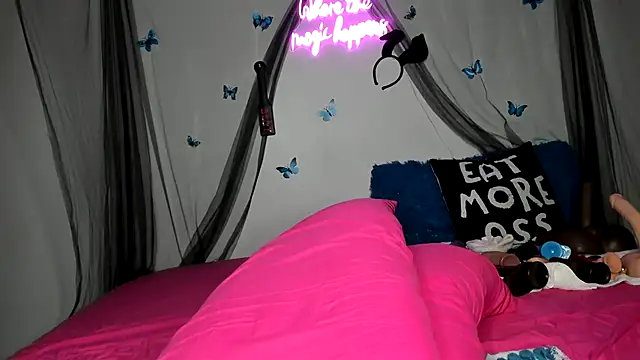 ThickAssRena online show from December 31, 2024, 12:00 am