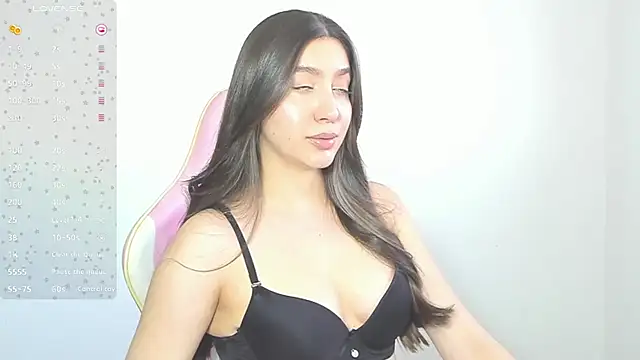 alice-love1 online show from January 27, 2025, 11:11 pm