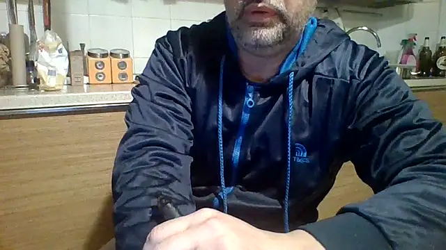 woww791 online show from November 19, 2025, 8:42 pm