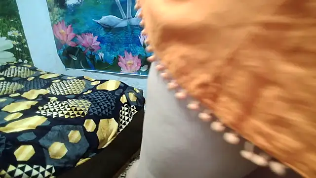 AnnaXGold online show from October 22, 2025, 8:03 am