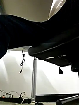 MontanaHamburg online show from February 23, 2026, 10:29 pm