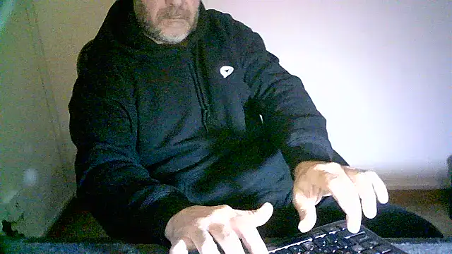 Greek Passion online show from December 21, 2025, 1:18 pm