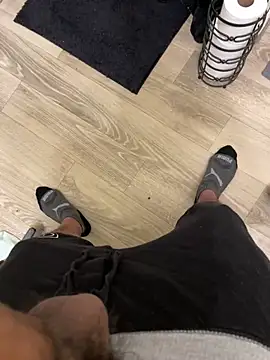 Snapshot of Nando49_ chatting on February 22, 2025, 9:12 am Nando49 online show from February 22, 2025, 9:12 am